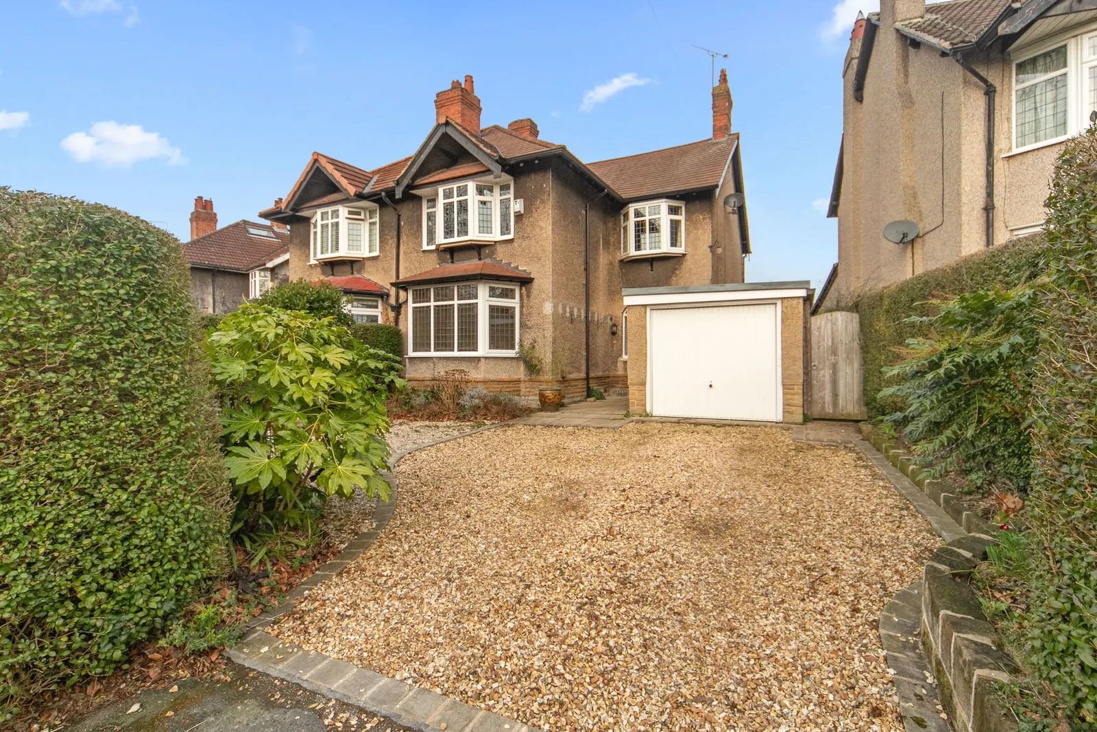 Gledhow Lane, Roundhay, LS8