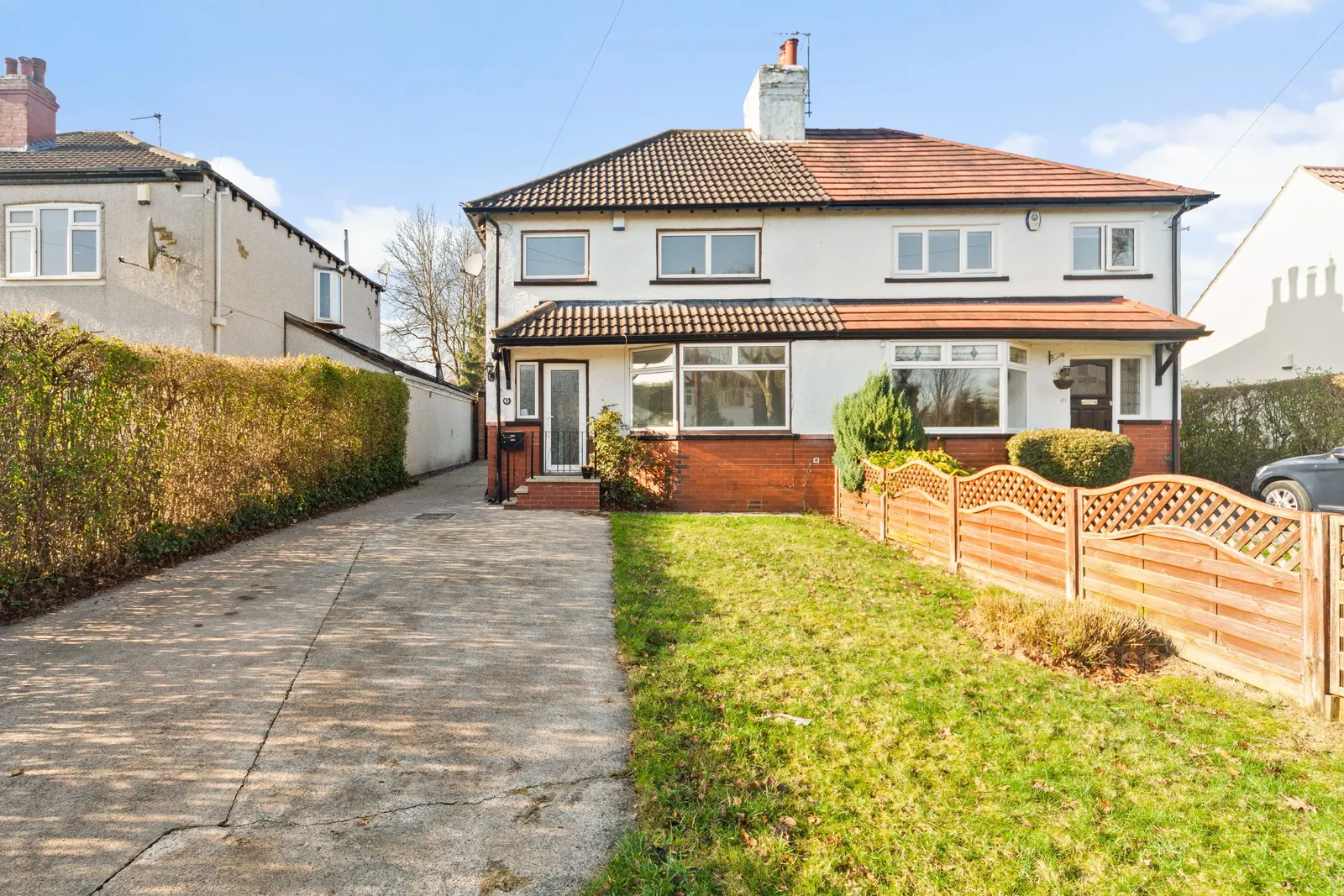 Broomfield, Adel, LS16